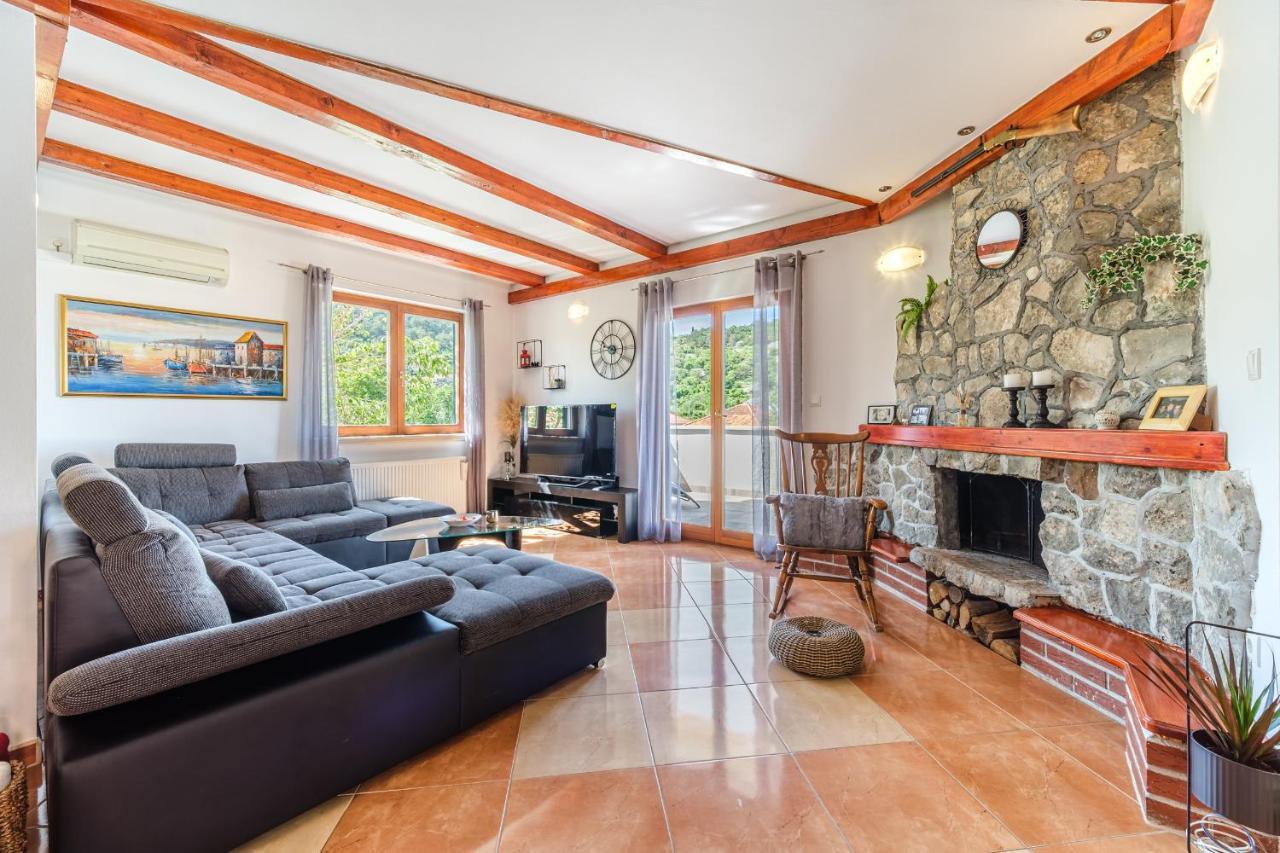Nerezisca Guest House Barbara מראה חיצוני תמונה