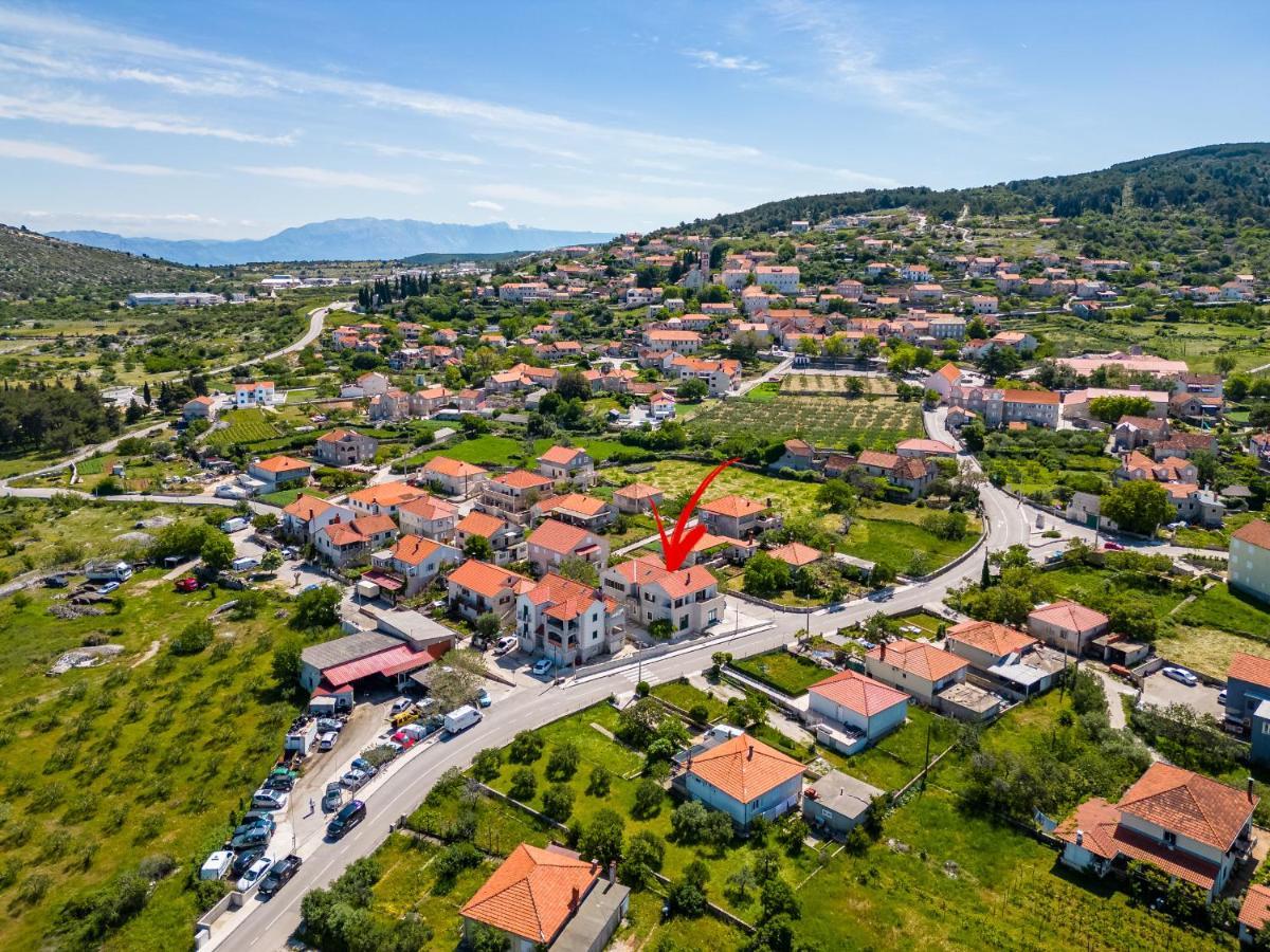 Nerezisca Guest House Barbara מראה חיצוני תמונה
