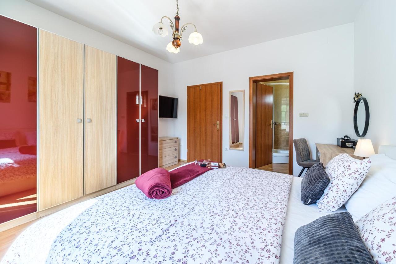 Nerezisca Guest House Barbara מראה חיצוני תמונה