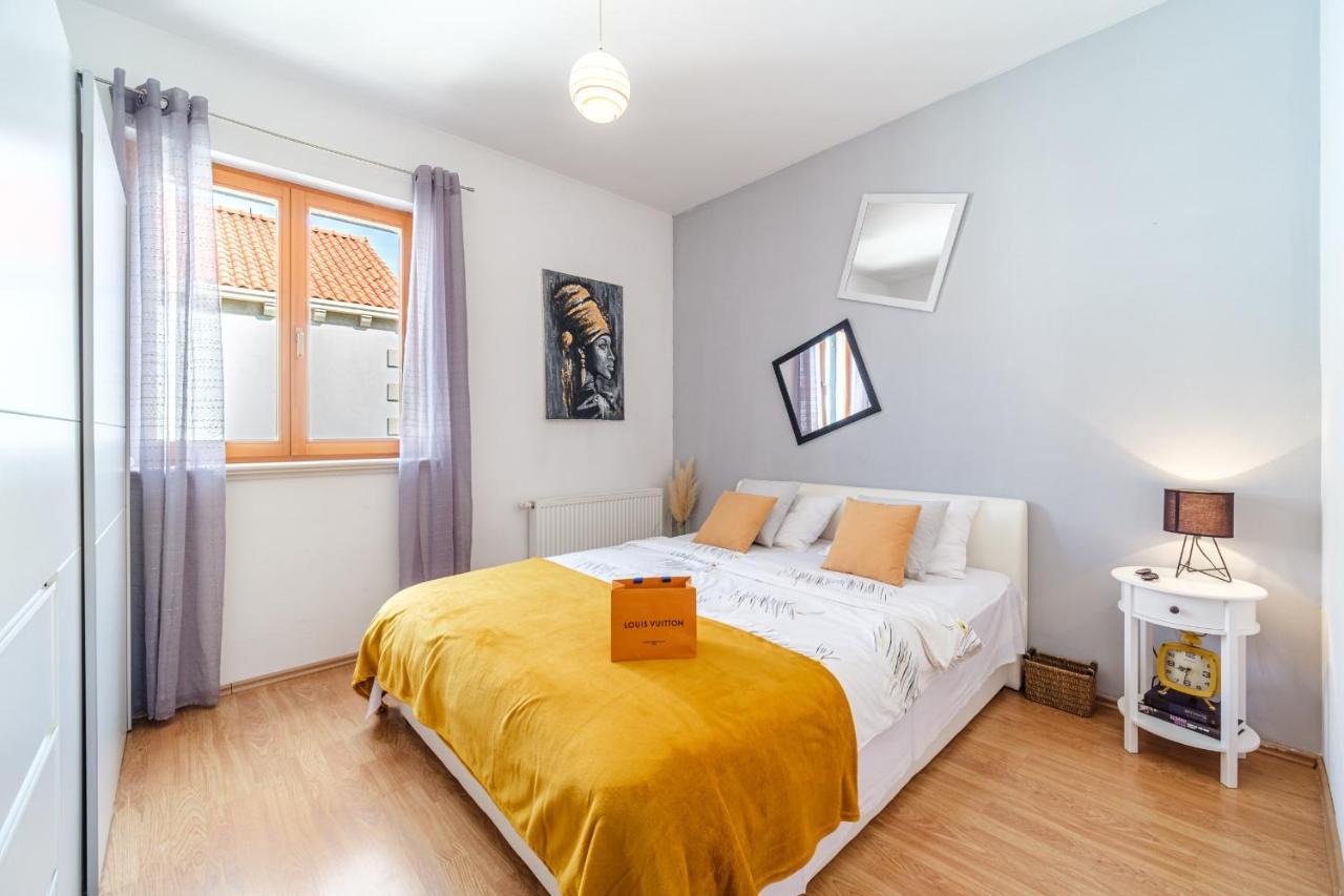 Nerezisca Guest House Barbara מראה חיצוני תמונה
