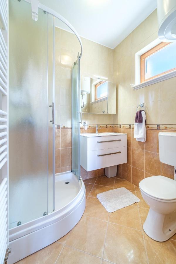 Nerezisca Guest House Barbara מראה חיצוני תמונה